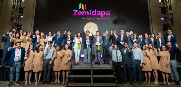 ▲LG화학 제미다파 태국 출시 기념사진