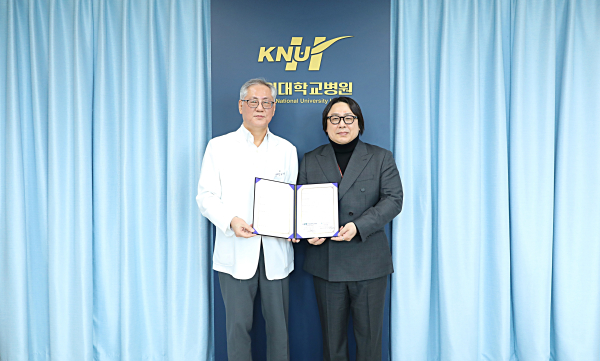 ▲(오) 아크릴 박외진 대표